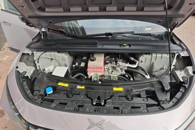 Used XPeng P7+ 2024 Long-Range Max Engine Bay