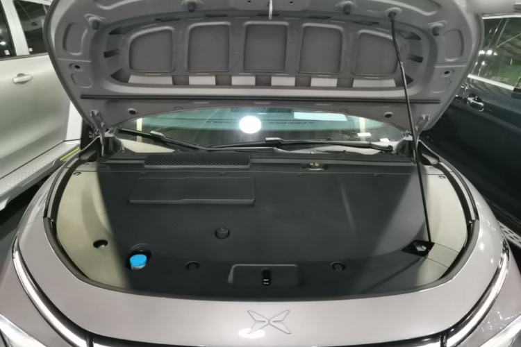 Used XPeng P7+ 2024 Long-Range Max Engine Bay