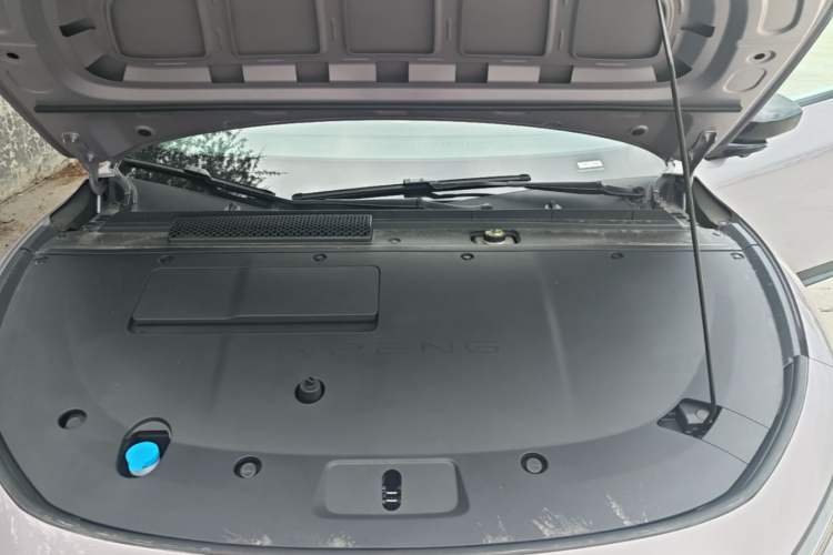 Used XPeng P7+ 2024 Long-Range Max Engine Bay