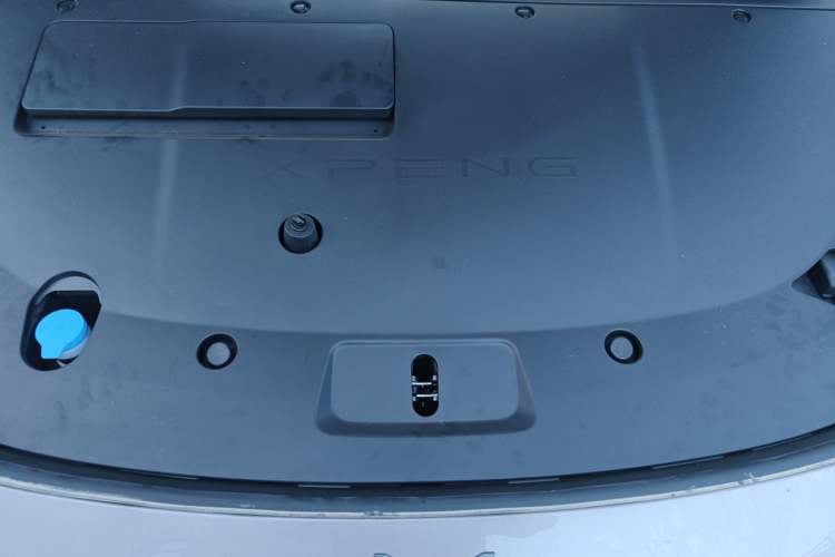Used XPeng P7+ 2024 Long-Range Max Engine Bay