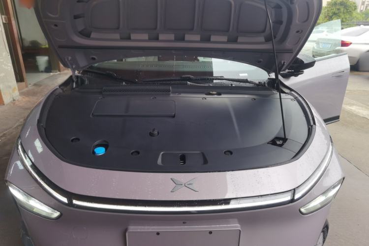 Used XPeng P7+ 2024 Long-Range Max Engine Bay