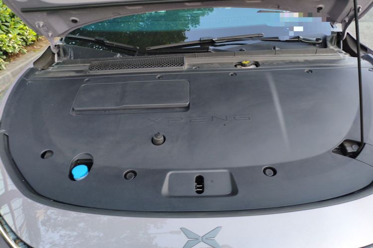 Used XPeng P7+ 2024 Long-Range Max Engine Bay