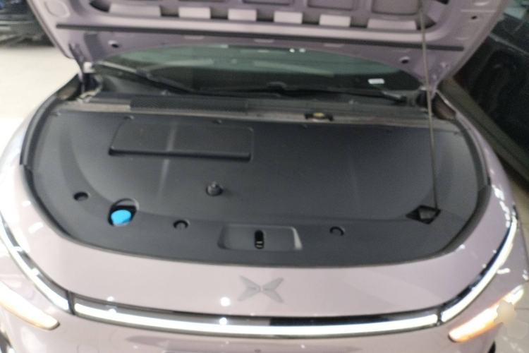 Used XPeng P7+ 2024 Long-Range Max Engine Bay