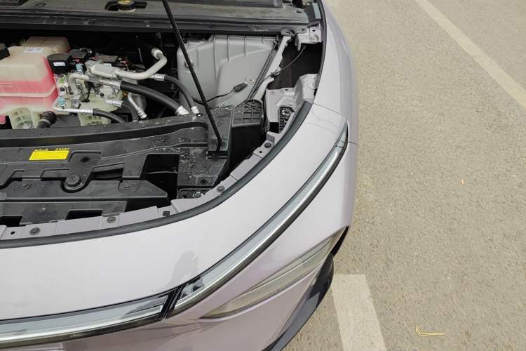 Used XPeng P7+ 2024 Long-Range Max Engine Bay Left