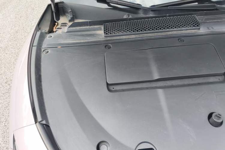 Used XPeng P7+ 2024 Long-Range Max Engine Bay Right