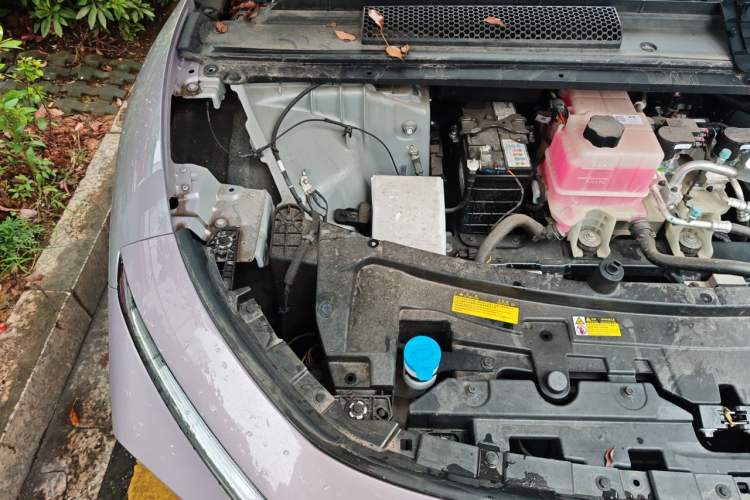 Used XPeng P7+ 2024 Limited Edition Max Engine Bay Right