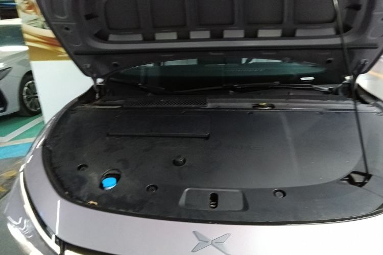 Used XPeng P7+ 2024 Long-Range Max Engine Bay