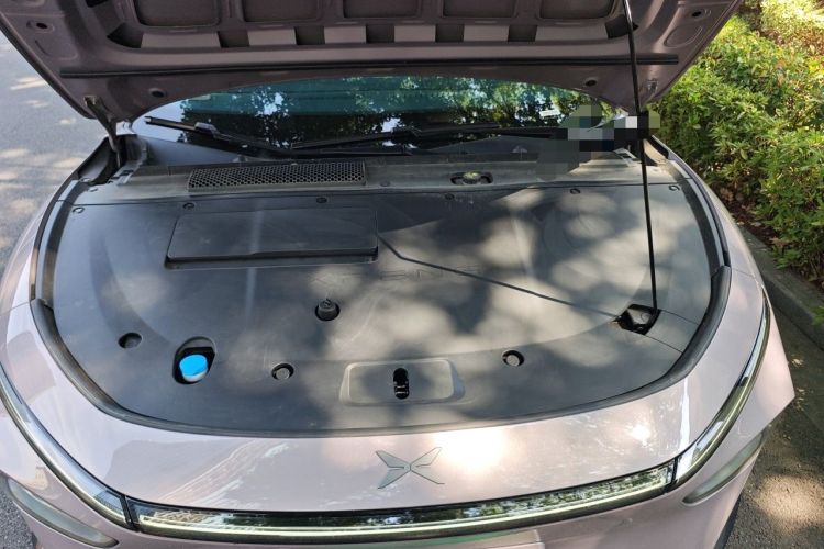 Used XPeng P7+ 2024 Long-Range Max Engine Bay