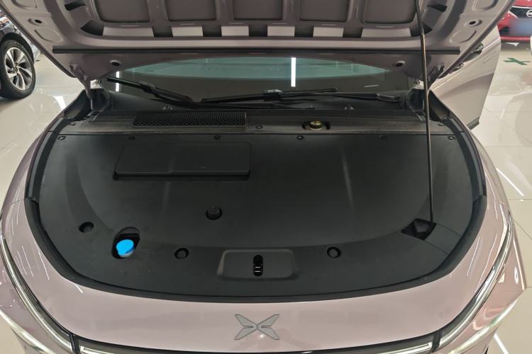 Used XPeng P7+ 2024 Long-Range Max Engine Bay