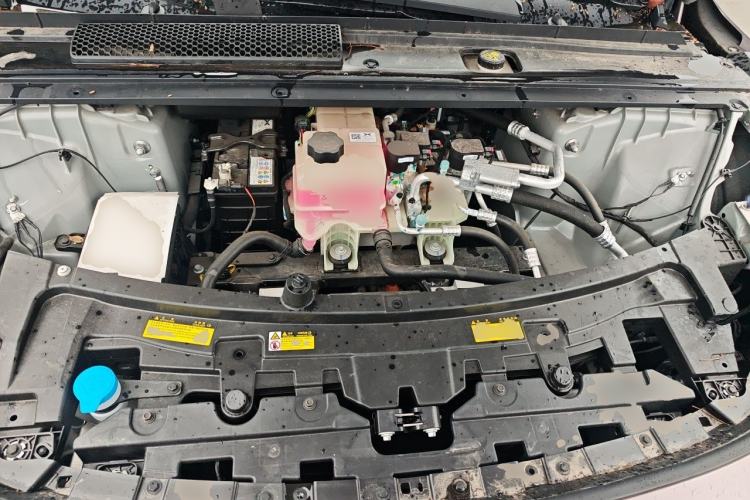 Used XPeng P7+ 2024 Long-Range Max Engine Bay