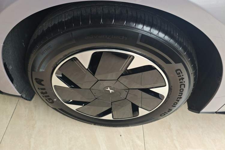 Used XPeng P7+ 2024 Long-Range Max Exterior 4