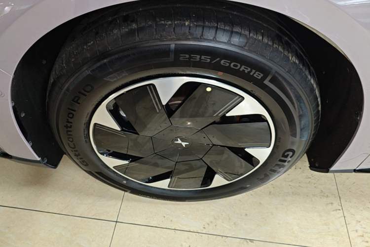 Used XPeng P7+ 2024 Long-Range Max Exterior 4