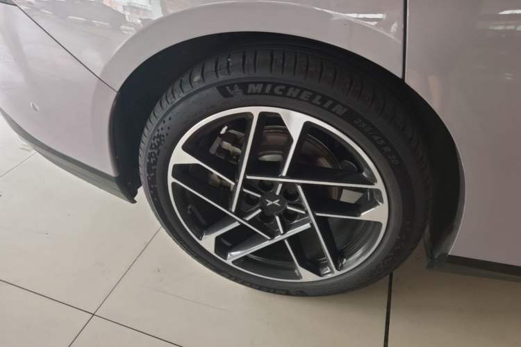 Used XPeng P7+ 2024 Ultra-Long Range Max Exterior 5