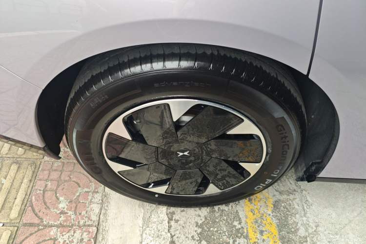 Used XPeng P7+ 2024 Long-Range Max Exterior 5