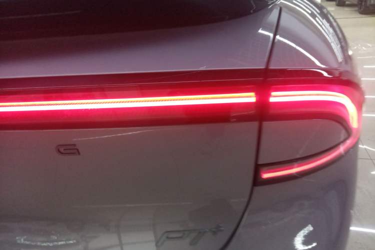 Used XPeng P7+ 2024 Long-Range Max Exterior 6