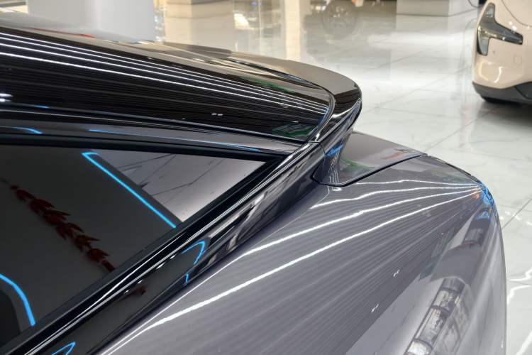 Used XPeng P7+ 2024 Ultra-Long Range Max Exterior 7