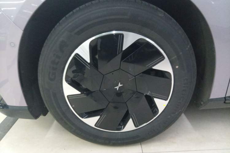 Used XPeng P7+ 2024 Long-Range Max Exterior 7