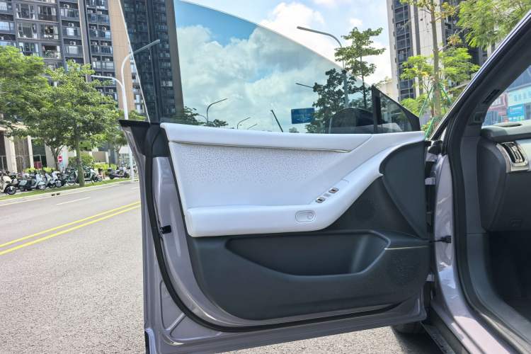 Used XPeng P7+ 2024 Ultra-Long Range Max Exterior 8
