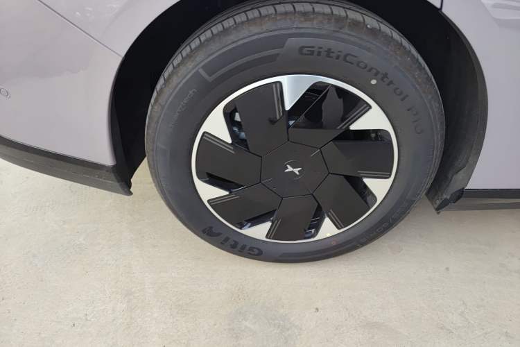 Used XPeng P7+ 2024 Long-Range Max Exterior 8