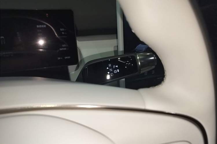 Used XPeng P7+ 2024 Ultra-Long Range Max Gear Lever