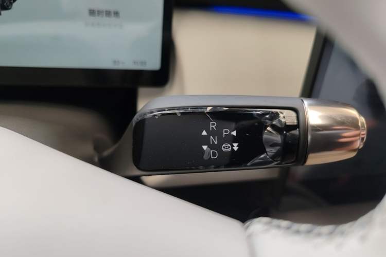 Used XPeng P7+ 2024 Long-Range Max Gear Lever
