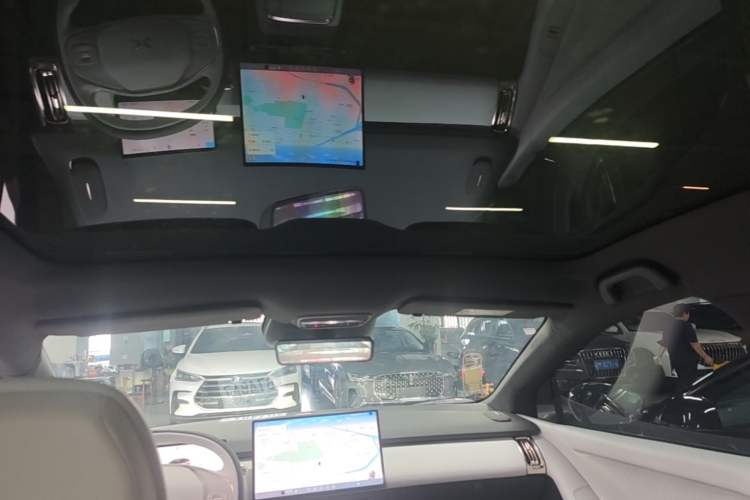 Used XPeng P7+ 2024 Ultra-Long Range Max Headliner