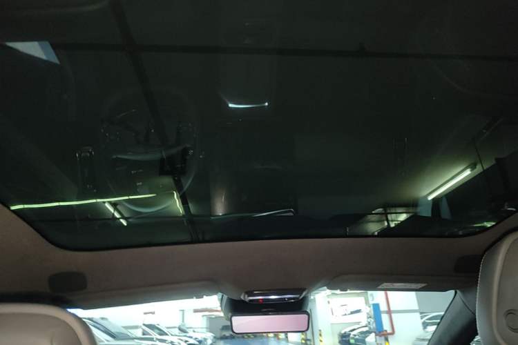 Used XPeng P7+ 2024 Ultra-Long Range Max Headliner