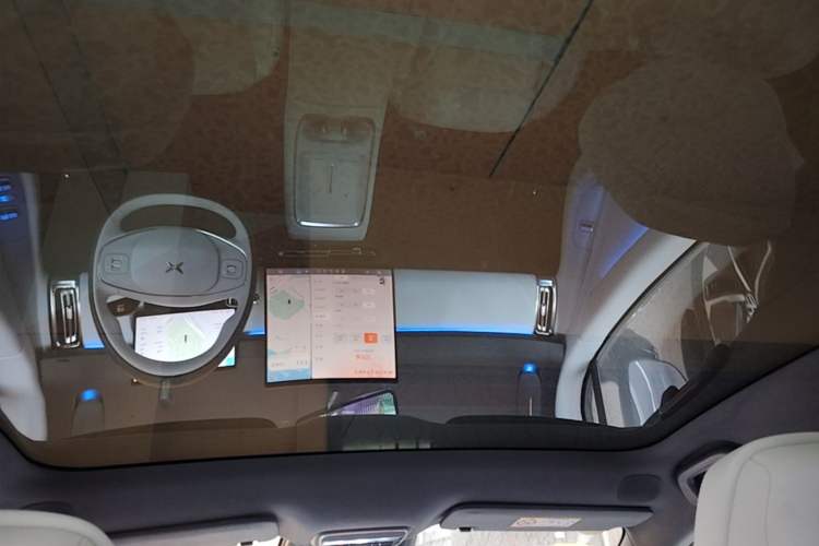 Used XPeng P7+ 2024 Long-Range Max Headliner