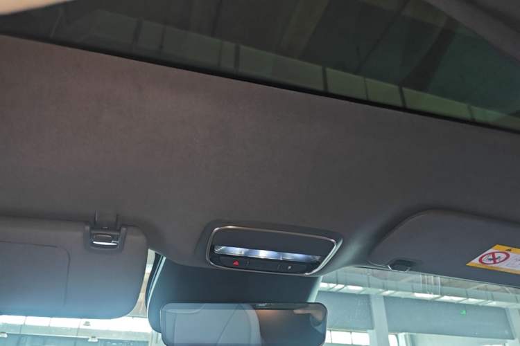Used XPeng P7+ 2024 Long-Range Max Headliner