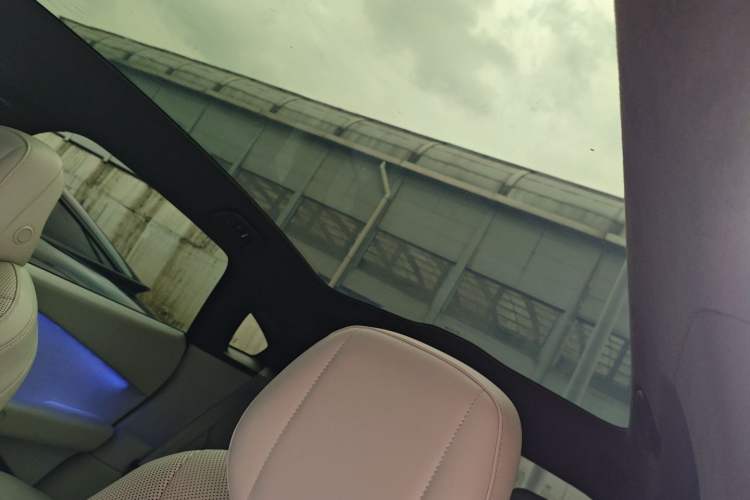 Used XPeng P7+ 2024 Long-Range Max Headliner