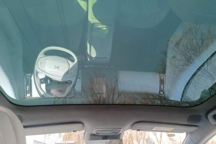 Used XPeng P7+ 2024 Long-Range Max Headliner