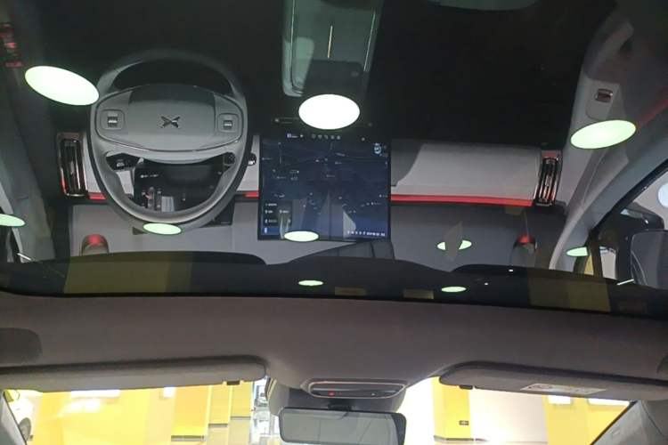 Used XPeng P7+ 2024 Ultra-Long Range Max Headliner