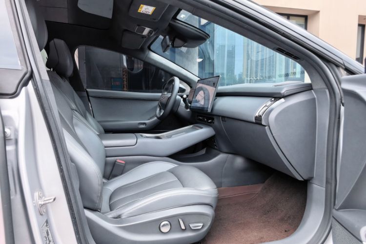 Used XPeng P7+ 2024 Ultra-Long Range Max Interior 1