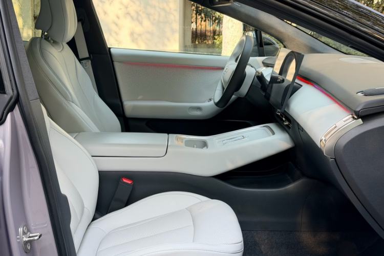 Used XPeng P7+ 2024 Long-Range Max Interior 10