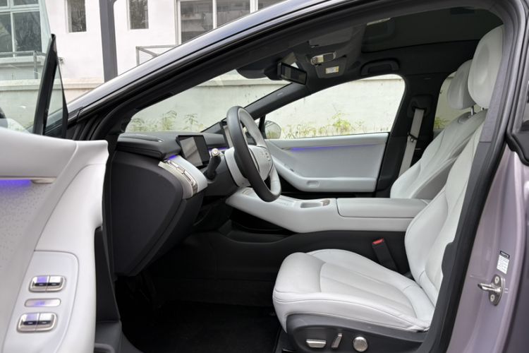 Used XPeng P7+ 2024 Long-Range Max Interior 10