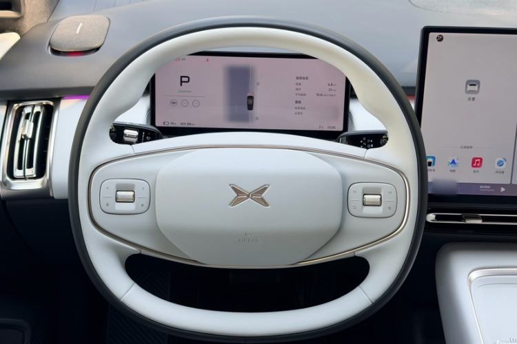 Used XPeng P7+ 2024 Long-Range Max Interior 2