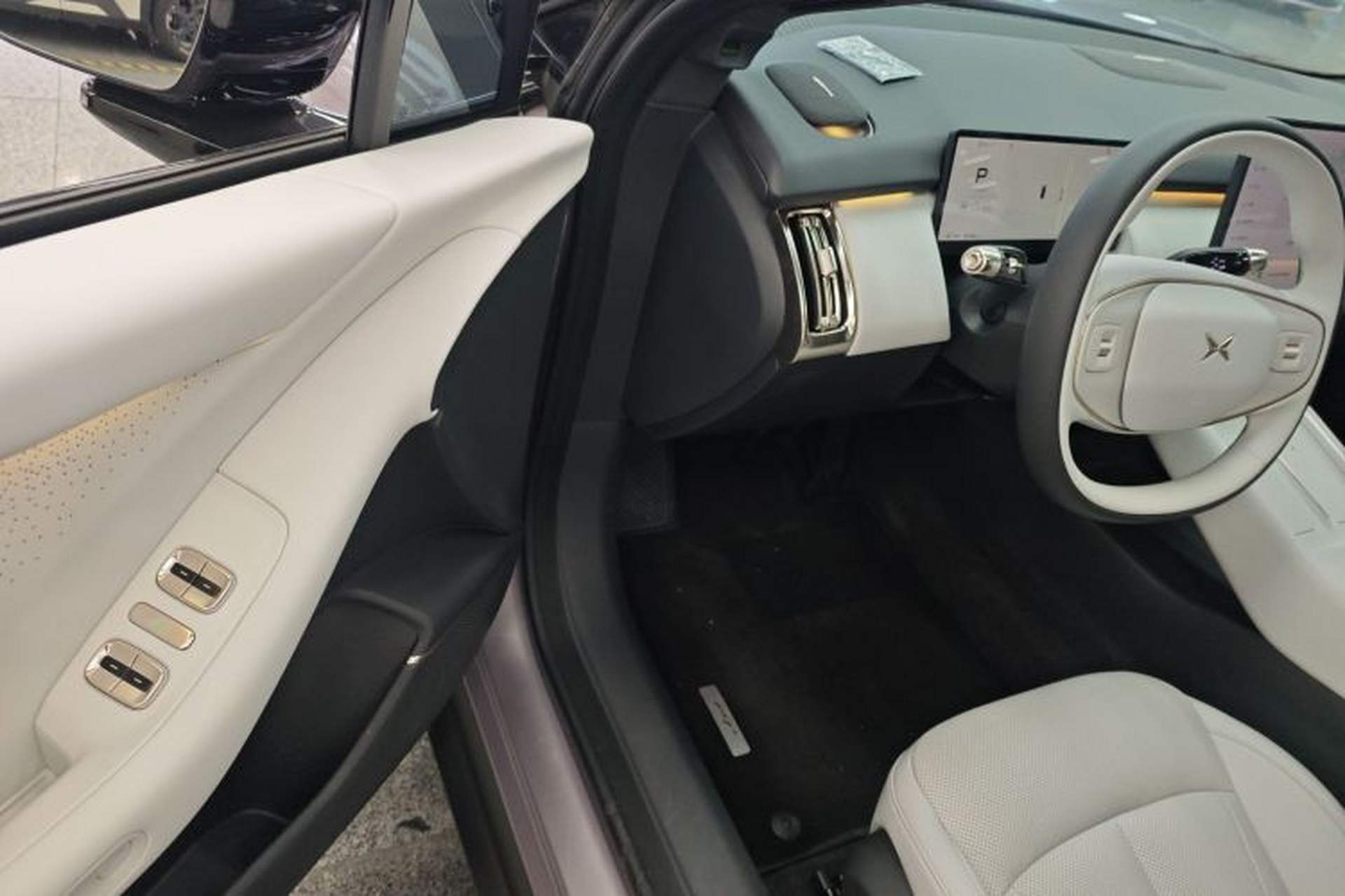 Used XPeng P7+ 2024 Long-Range Max Interior 3