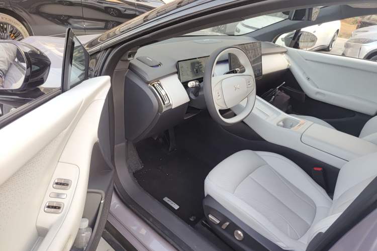 Used XPeng P7+ 2024 Long-Range Max Interior 3