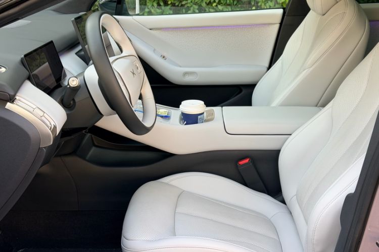 Used XPeng P7+ 2024 Long-Range Max Interior 4