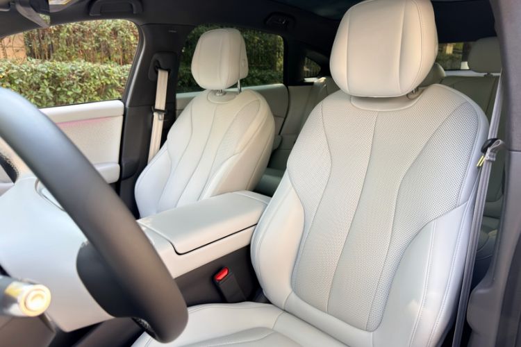 Used XPeng P7+ 2024 Long-Range Max Interior 5