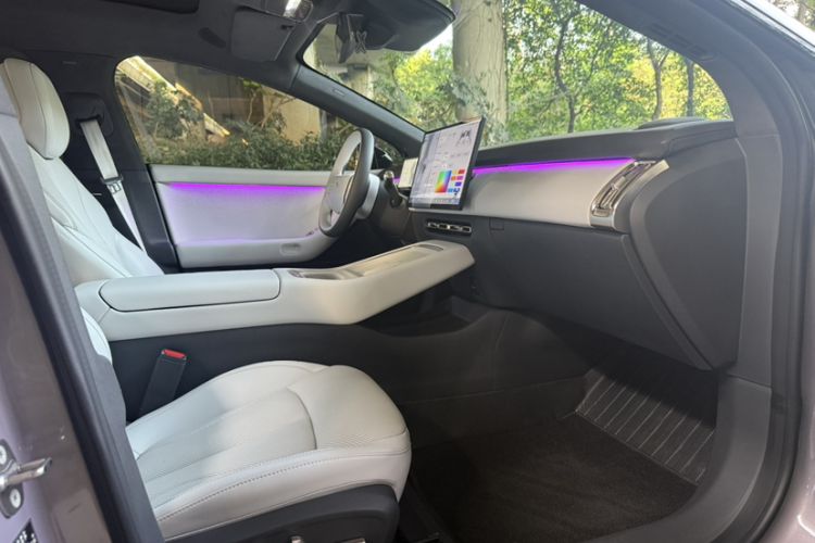 Used XPeng P7+ 2024 Long-Range Max Interior 6