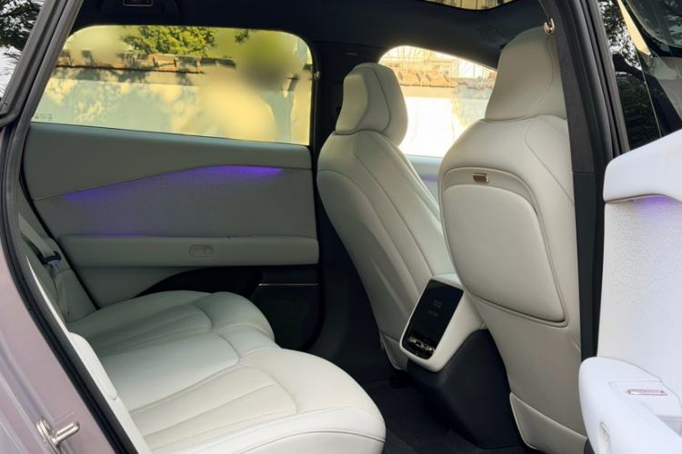 Used XPeng P7+ 2024 Long-Range Max Interior 7
