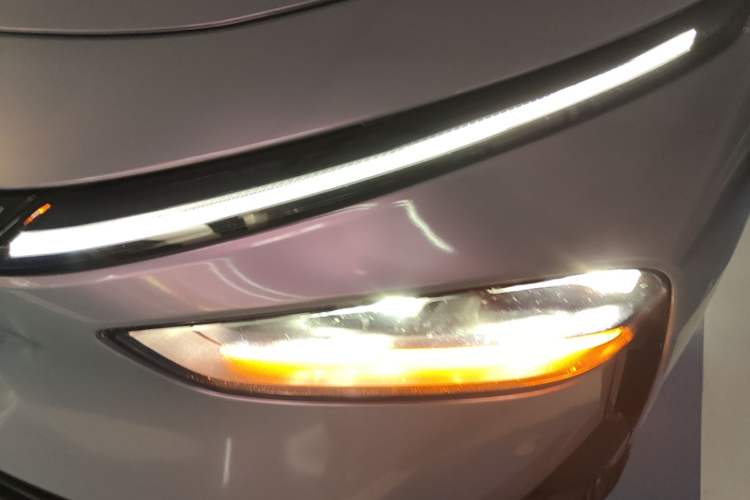 Used XPeng P7+ 2024 Ultra-Long Range Max Left Front Headlight