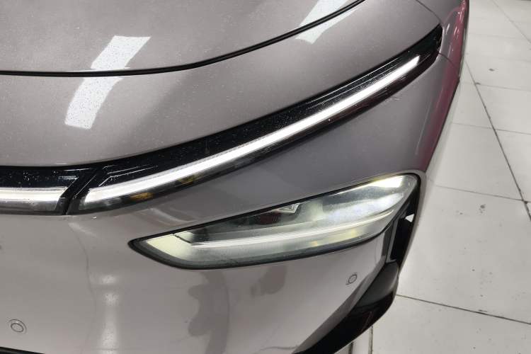 Used XPeng P7+ 2024 Long-Range Max Left Front Headlight