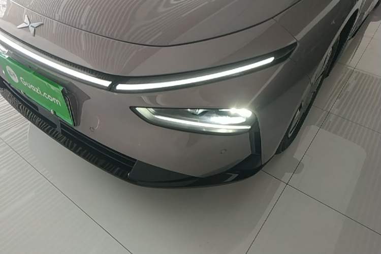 Used XPeng P7+ 2024 Long-Range Max Left Front Headlight