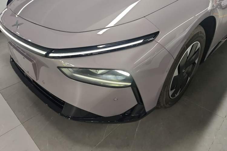 Used XPeng P7+ 2024 Ultra-Long Range Max Left Front Headlight