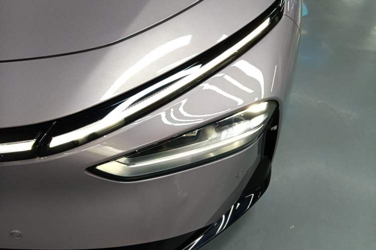 Used XPeng P7+ 2024 Long-Range Max Left Front Headlight