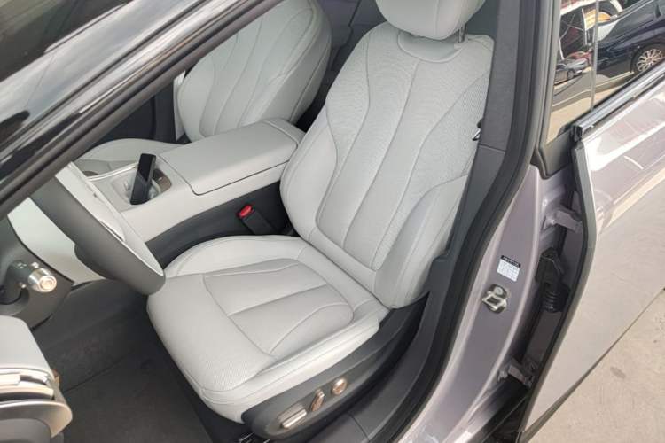 Used XPeng P7+ 2024 Ultra-Long Range Max Left Front Seat