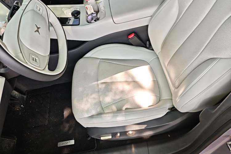 Used XPeng P7+ 2024 Long-Range Max Left Front Seat