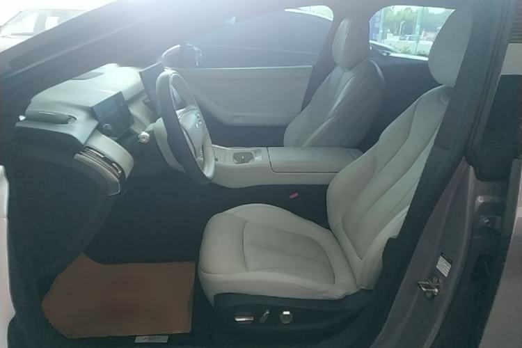 Used XPeng P7+ 2024 Long-Range Max Left Front Seat